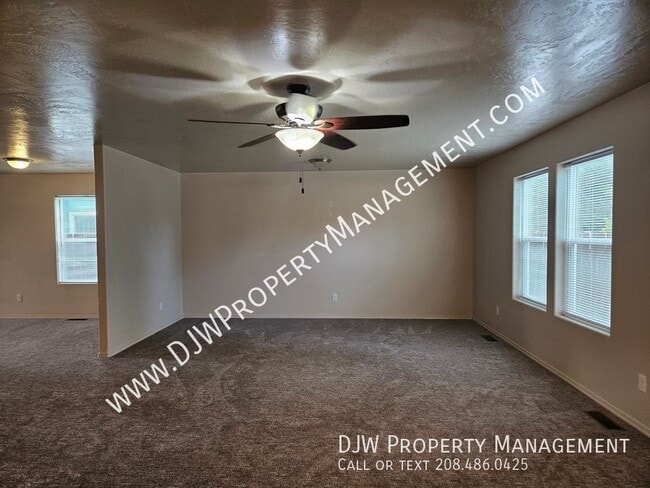 Photo - 4110 W Meadowpine St