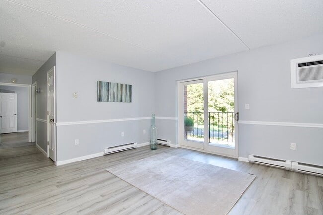 Photo - 22 Maple Crest Cir Unit E