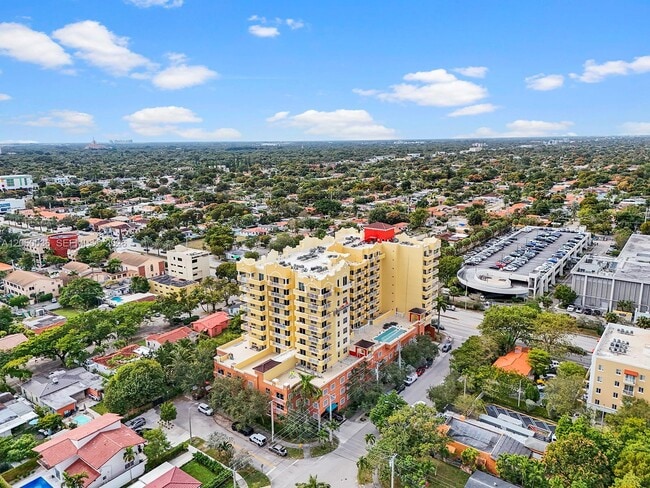 Photo - 215 SW 42nd Ave Unit 1007