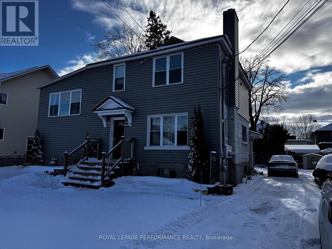 Photo - 110 Glynn Ave Unité 3