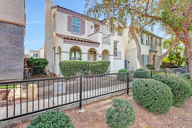 Photo - 2909 N 48th St