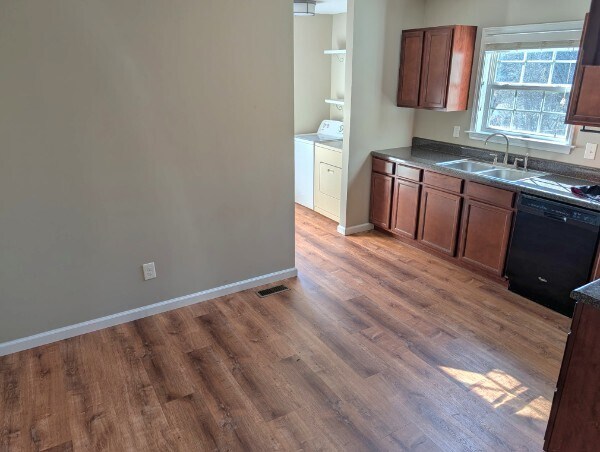 Photo - 2510 Bernhurst Dr