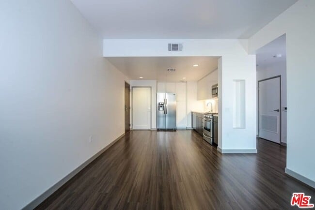Photo - 3033 Wilshire Blvd Unit 1514