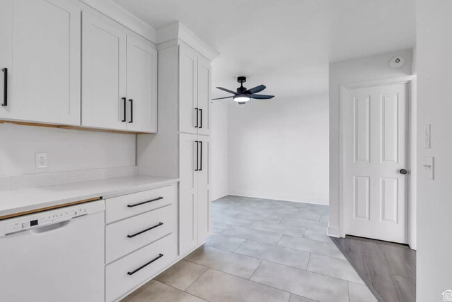 Photo - 1394 W 6235 S