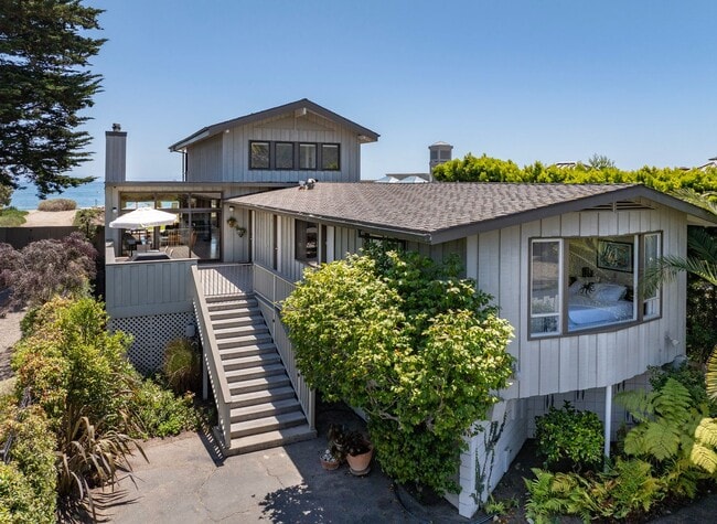 4499 Del Mar Ave