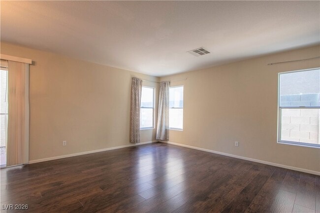 Photo - 1139 Orchard View St