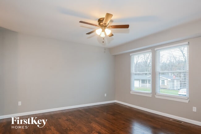 Photo - 22 Oak Forest Dr