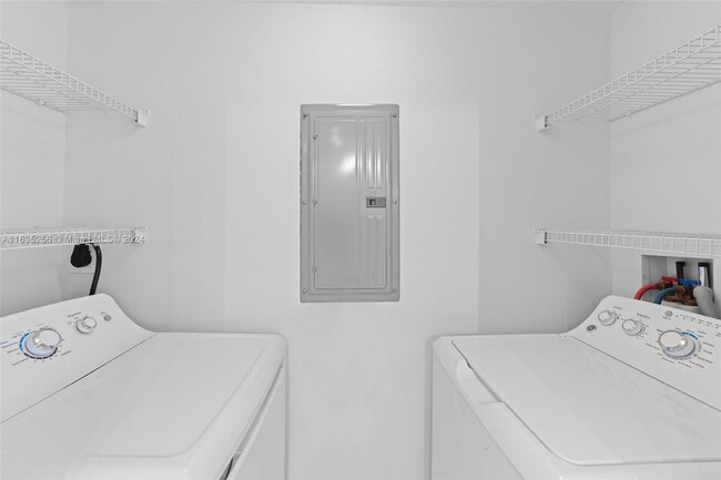 Photo - 2000 N Bayshore Dr Unit # 503