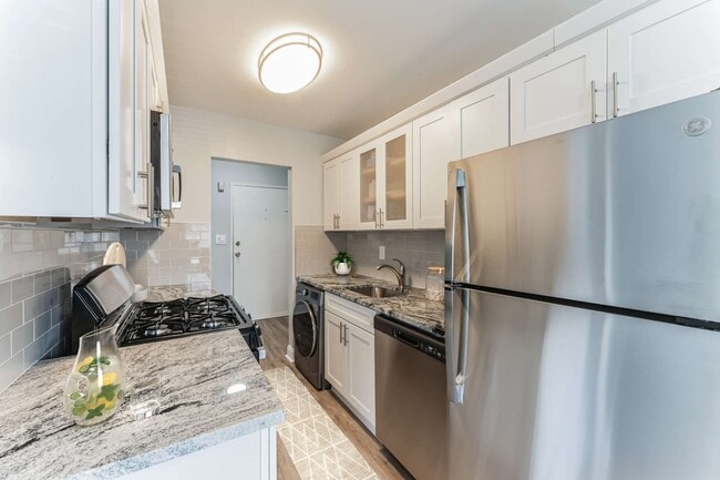 Mid Island Apartments