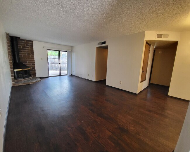 Photo - D&amp;M Miguel Duplex Unidad Apartment B