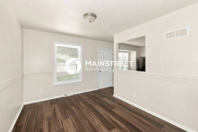 4 Bedroom Pet-Friendly Home in BLUE SPRINGS, MO with Main Street Renewal