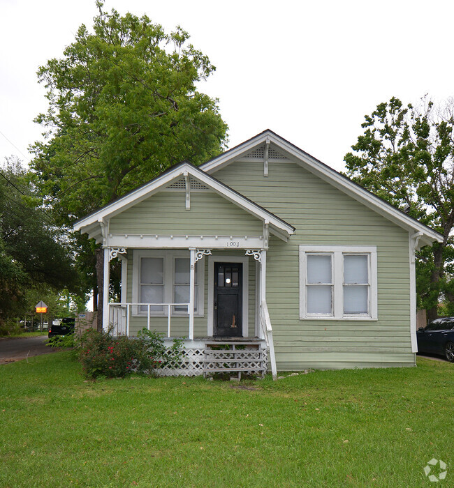 Building Photo - 1001 N Park St Rental