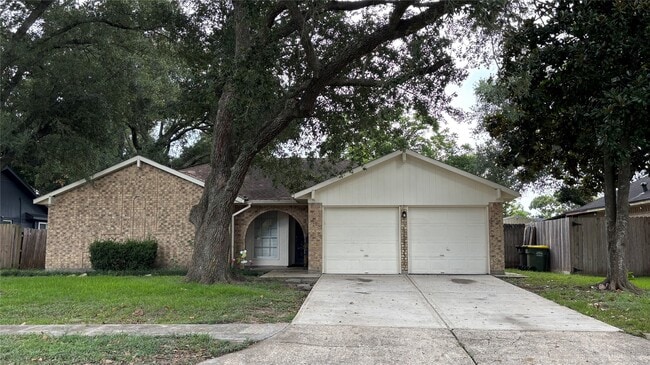 Building Photo - 5008 Rockland Dr