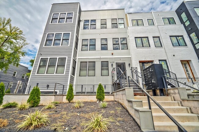1638 K St NW