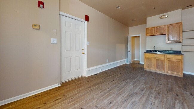 Photo - 5021 Germantown Ave Unit 1F [Commercial]