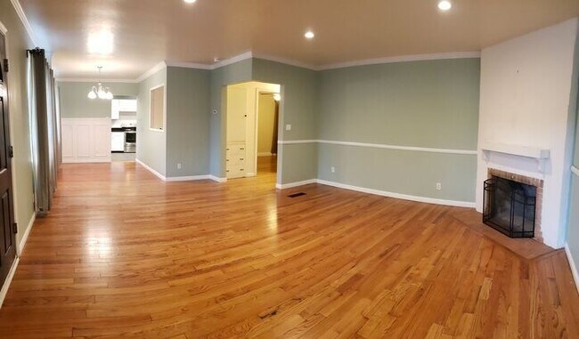 Photo - 3 bed 1.5 bath plus Office/Den Old South West Reno