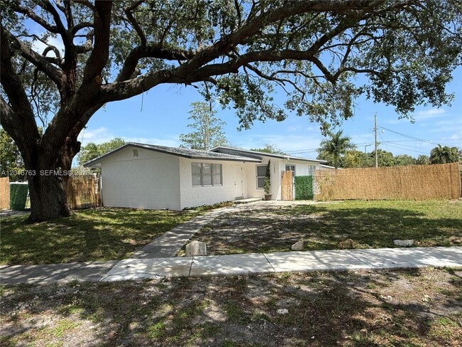 Photo - 1606 NW 12th Ave