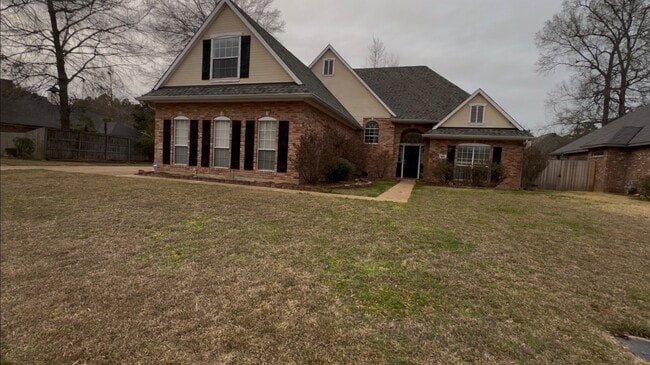 Building Photo - 408 Hidden Oaks Cir