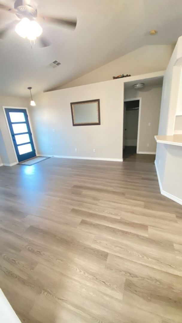 Photo - Super Cute Home!