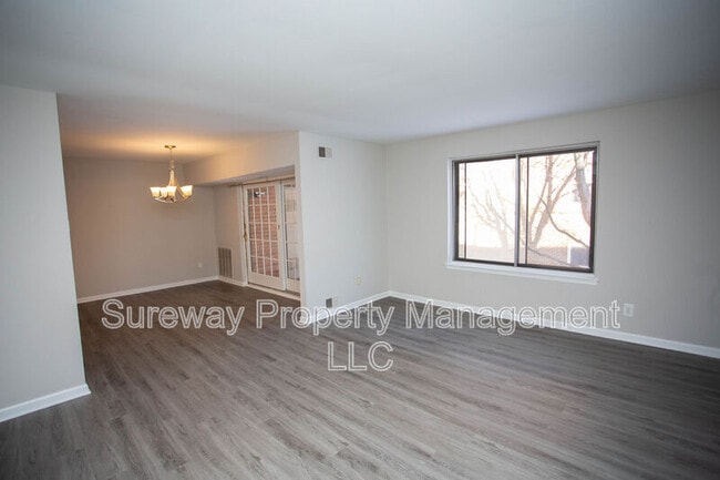 Photo - 171 Echelon Rd Unit 3