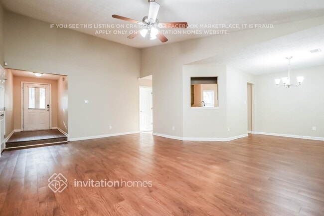 Photo - 65 Rosebud Ln