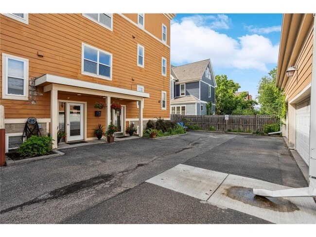 Photo - 1829 Park Ave Unit 7x