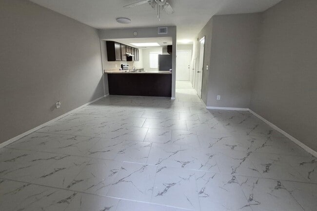 Photo - 103 Booth Ln