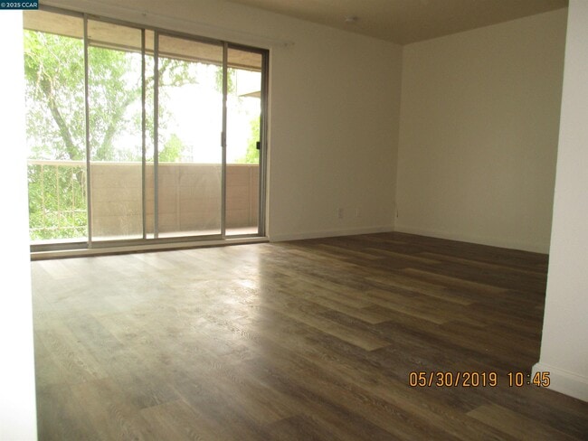 Photo - 420 Golden Gate Ave