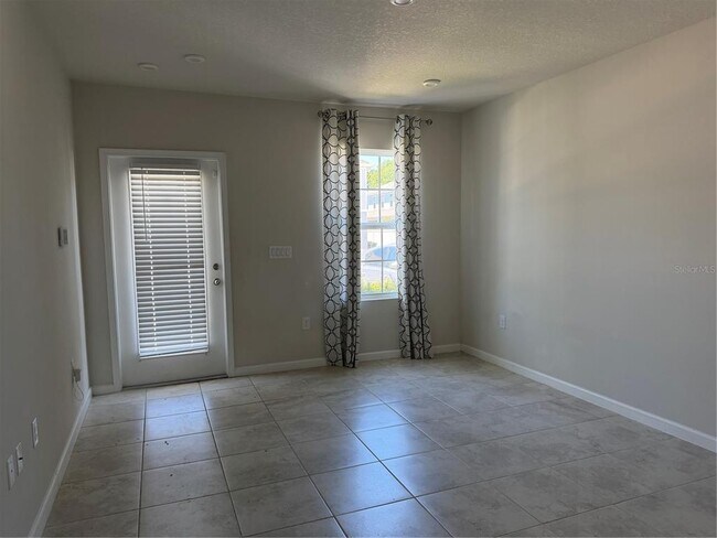 Photo - 12316 Grizzly Ln