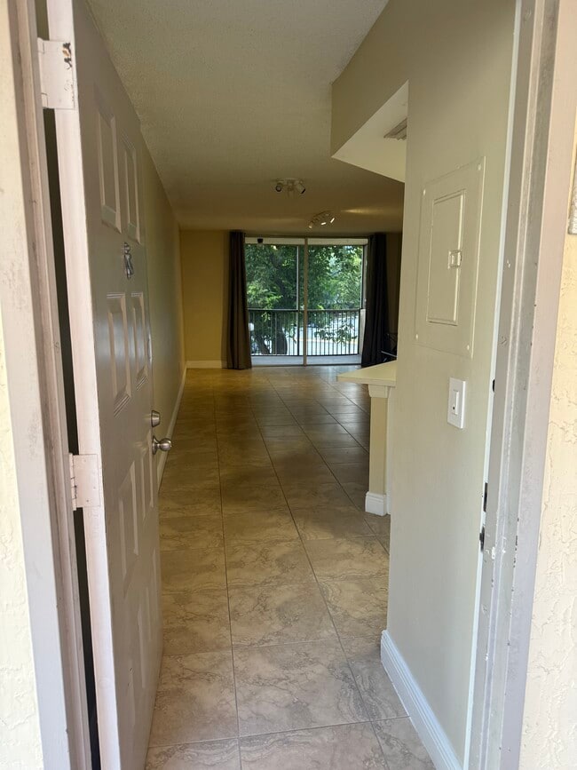 Photo - 8343 Lake Dr Unit 8343Lake Dr Doral FL33166