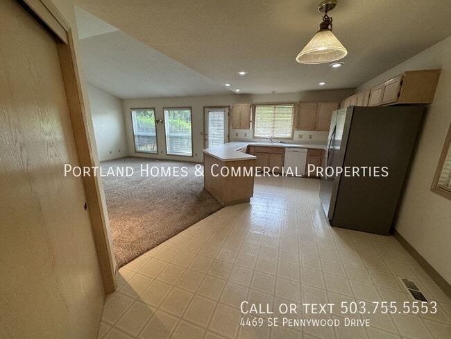 Photo - 4469 SE Pennywood Dr