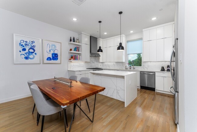 Photo - 1510 N Washington Ave