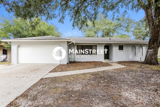 Building Photo - 3 Bedroom Pet-Friendly Home in Kissimmee, FL with Main Street Renewal