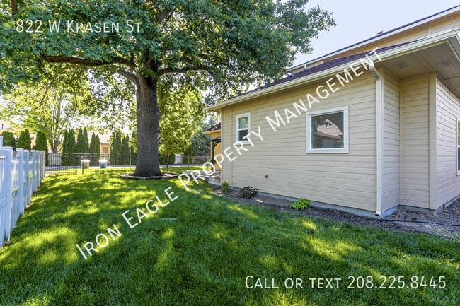 Photo - 822 W Krasen St
