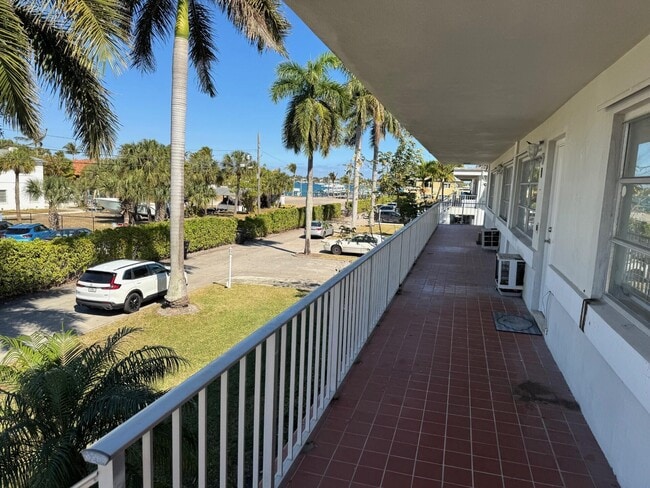 Photo - 4800 N Flagler Dr Unit 3