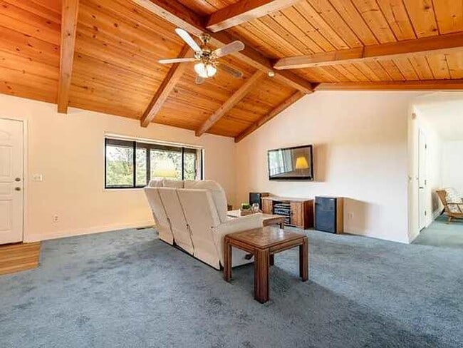 Photo - 3 bedroom, 2 bath home in Lake Wildwood, Penn Valley, CA 95946