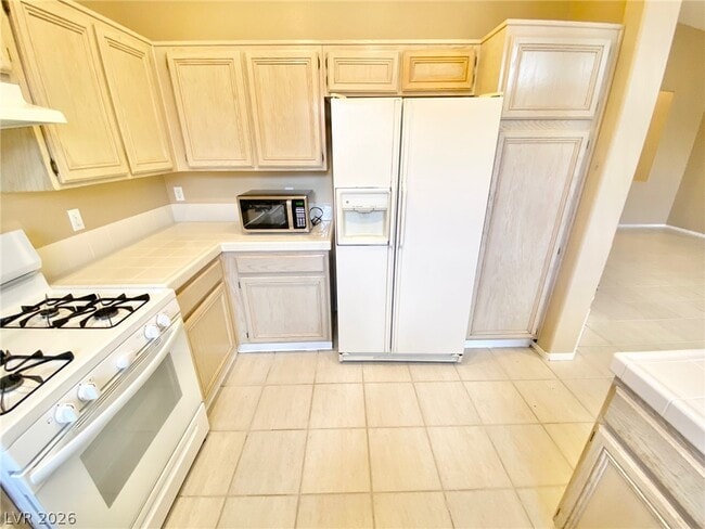 Photo - 1605 Cimarron Crest St