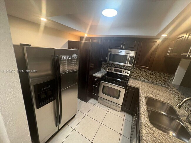 Photo - 3611 SW 117th Ave Unidad 10-303