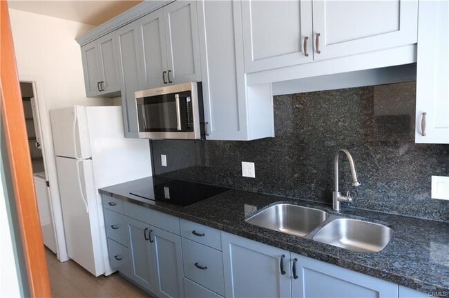Photo - 1955 Las Lomitas Dr Unit Loft above the garage only