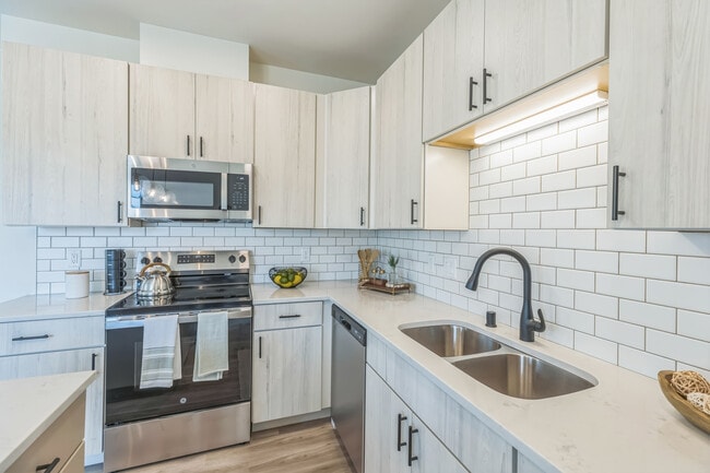CC Lane Apartments and Townhomes