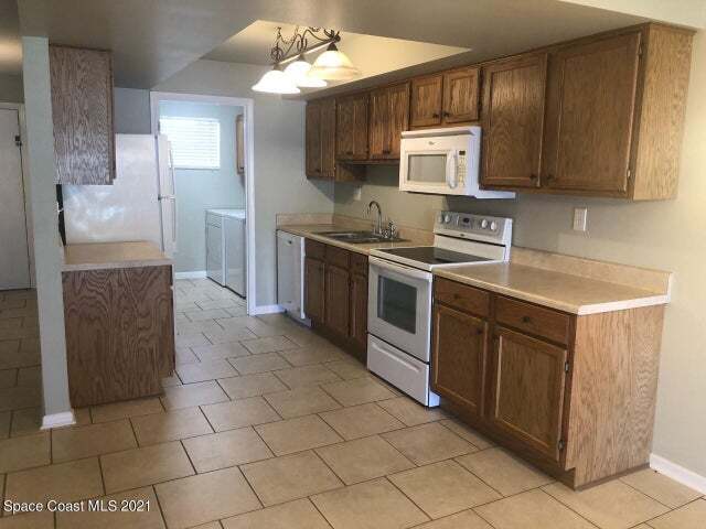 Photo - 2135 N Courtenay Pkwy