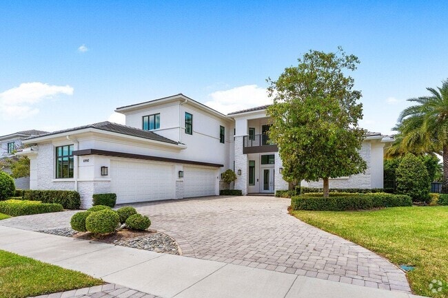 Building Photo - 6990 NW 27th Ave Rental