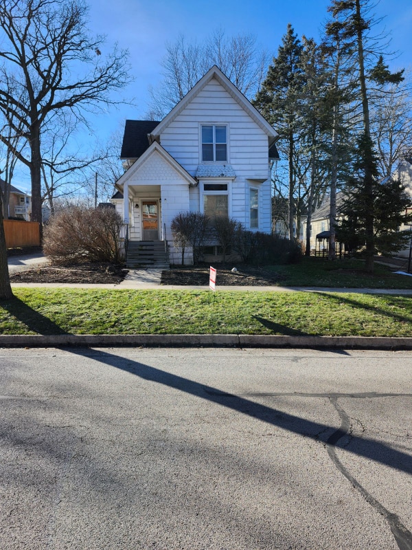 Photo - 115 N 5th St