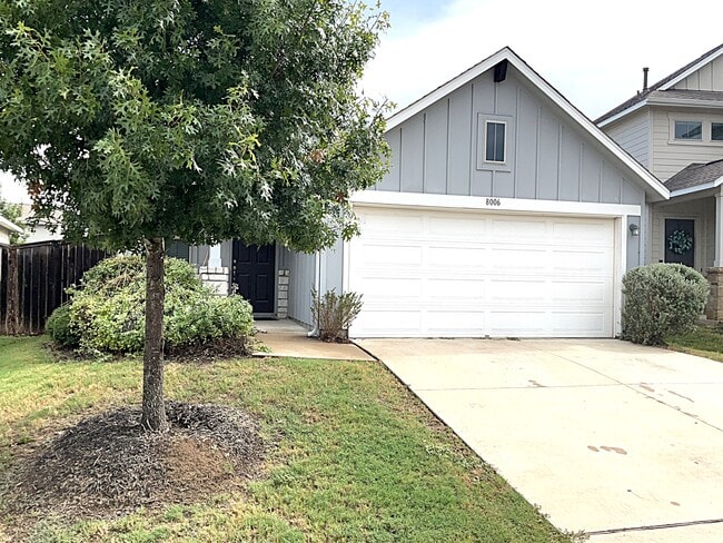 Photo - 8006 Cottage Rose Dr