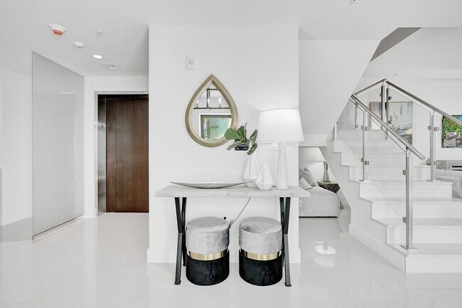 Photo - 3040 N Ocean Blvd