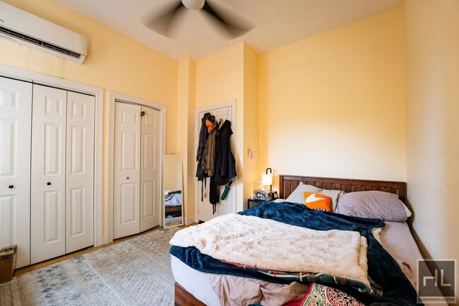 Photo - 5 AVENUE Unit 2