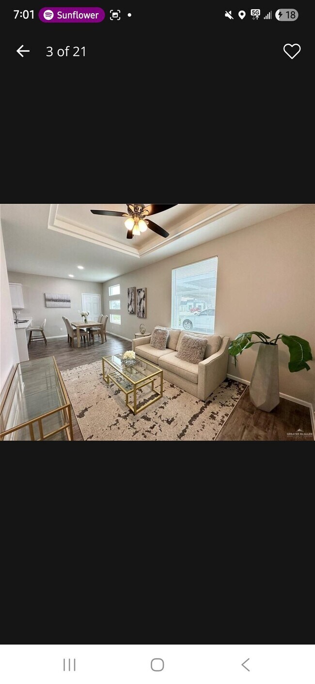 Photo - 425 E Acacia Ave Unidad 425 east acacia  1