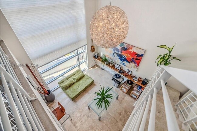 Building Photo - 7700 Collins Ave