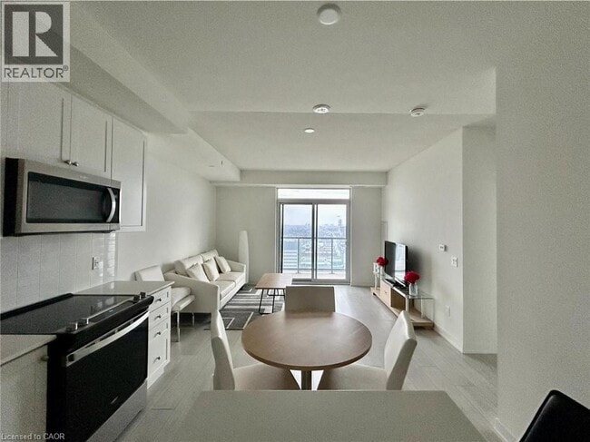 Photo - 55 Duke St W Unit 2107