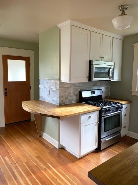 Photo - 5844 NE 12th Ave Unit Upstairs